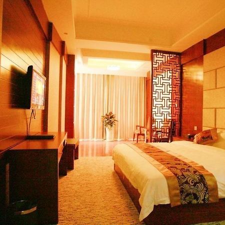 Konggang Holidy Hotel Shuangliu Chengdu Zewnętrze zdjęcie