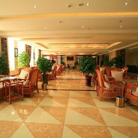 Konggang Holidy Hotel Shuangliu Chengdu Zewnętrze zdjęcie