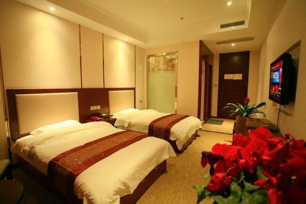 Konggang Holidy Hotel Shuangliu Chengdu Zewnętrze zdjęcie